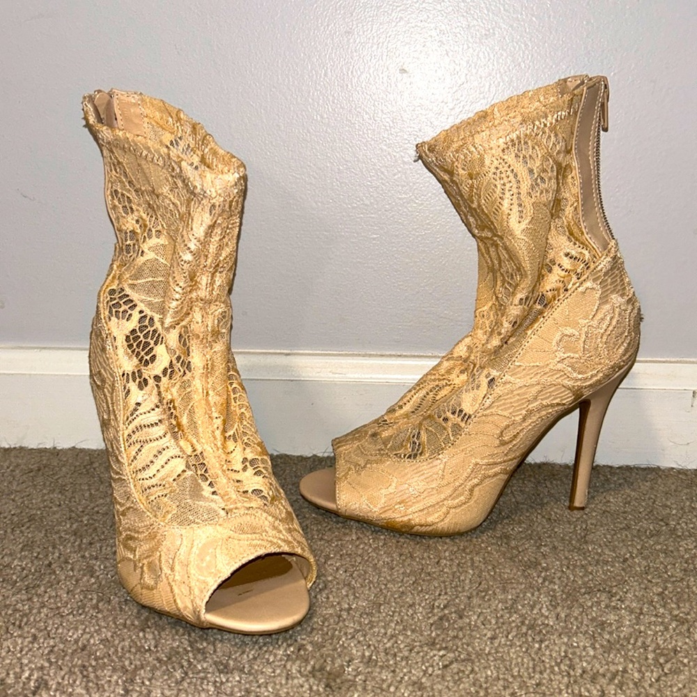 Qupid Cream Lace Heels